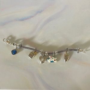 charm flight attendant bracelet